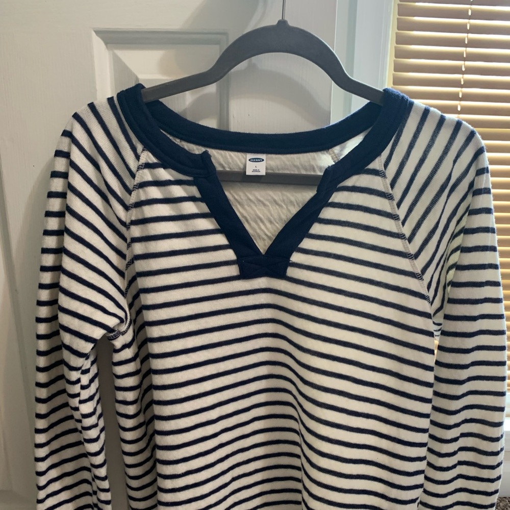 Old navy shirt